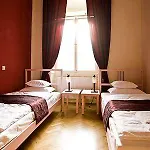 Budapest Rooms Bed And Breakfast 3*