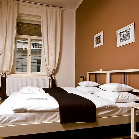 Budapest Rooms Bed And Breakfast Pensiune