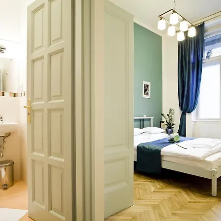 Budapest Rooms Bed And Breakfast Pensiune 3*