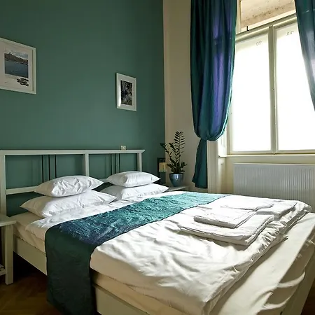Budapest Rooms Bed And Breakfast Konukevi Budapeşte