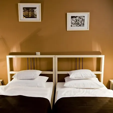 Maison d'hôtes Budapest Rooms Bed And Breakfast 3*